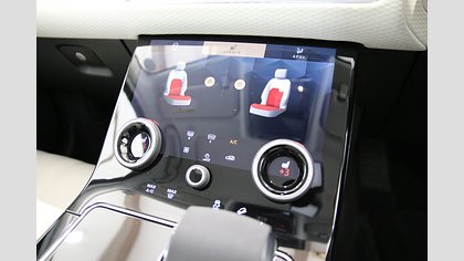 Range Rover Velar 32