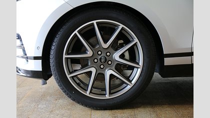 Range Rover Velar 10