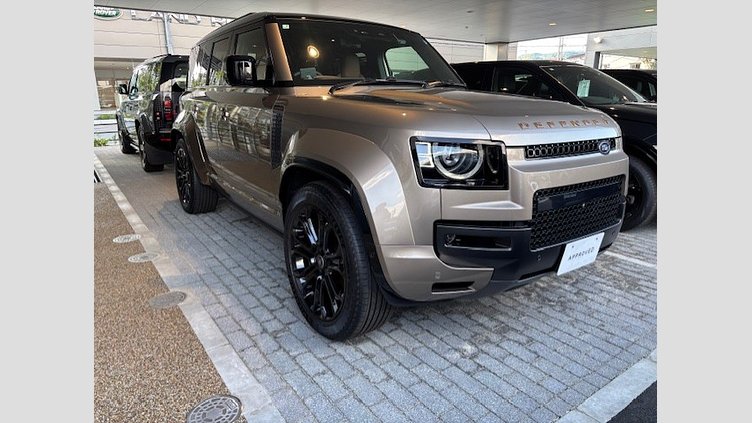 2025 認定中古車 Land Rover Defender 110 ペトラカッパー P635 ガソリンV8マイルドハイブリッド OCTA