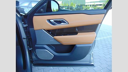 Range Rover Velar 13