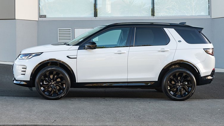 2025 Approved Land Rover Discovery Sport Ostuni Pearl White P250 Dynamic SE