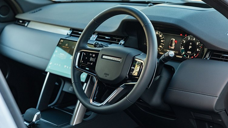 2025 Approved Land Rover Discovery Sport Ostuni Pearl White P250 Dynamic SE