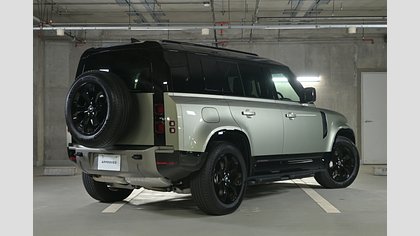 Defender 110 3