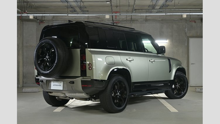 2024 認定中古車 Land Rover Defender 110 パンゲアグリーン D350 ディーゼルマイルドハイブリッド X-Dynamic HSE