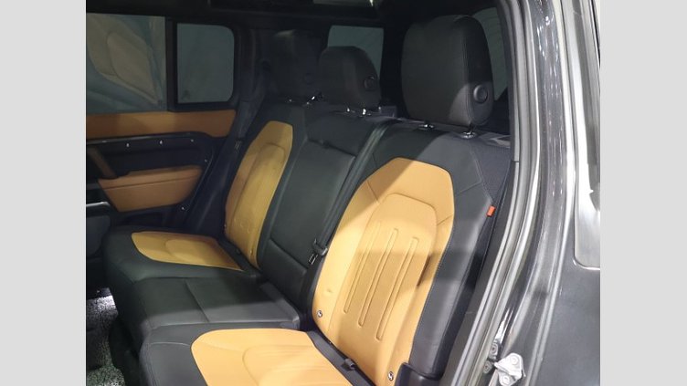 2023 認定中古車 Land Rover Defender 110 Carpathian Grey D300 AWD（AT） X