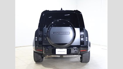 Defender 110 6