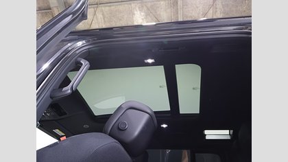 Defender 110 13