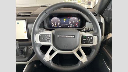 Defender 110 41