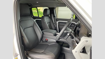 Defender 110 36