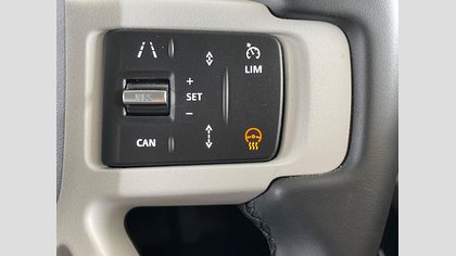 Defender 110 9