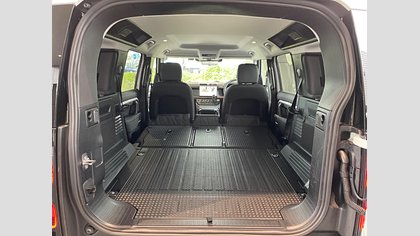 Defender 110 52