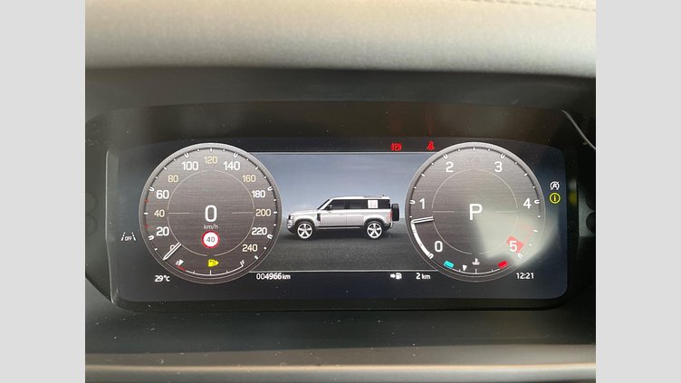2025 認定中古車 Land Rover Defender 110 フジホワイト D350 ディーゼルマイルドハイブリッド S