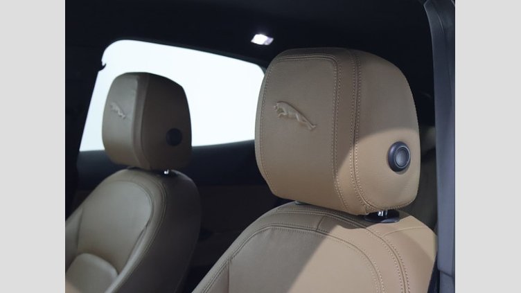 2021 認定中古車 Jaguar E-Pace Santorini Black 2.0 AJ20 P4M PTA S P200
