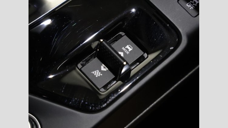 2021 認定中古車 Jaguar E-Pace Santorini Black 2.0 AJ20 P4M PTA S P200