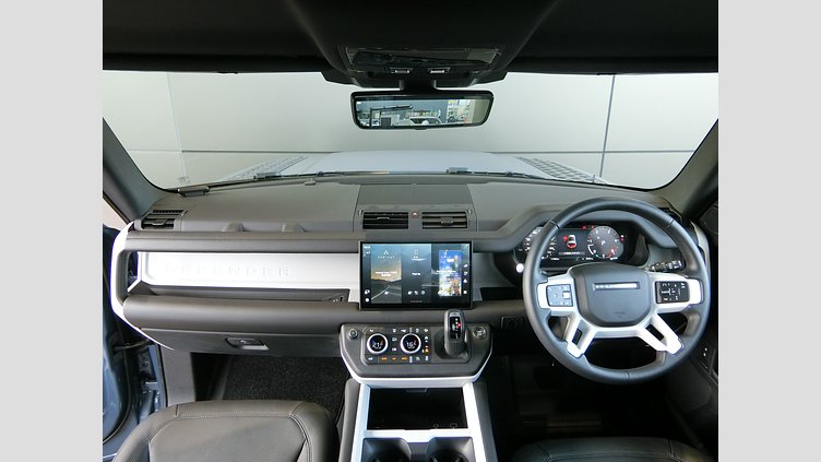 2025 認定中古車 Land Rover Defender 90 タスマンブルー D350 ディーゼルマイルドハイブリッド X-Dynamic HSE