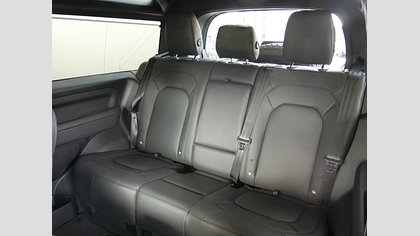 Defender 90 4