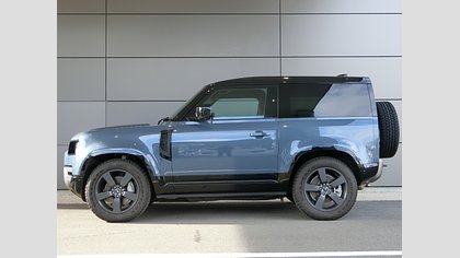 Defender 90 5