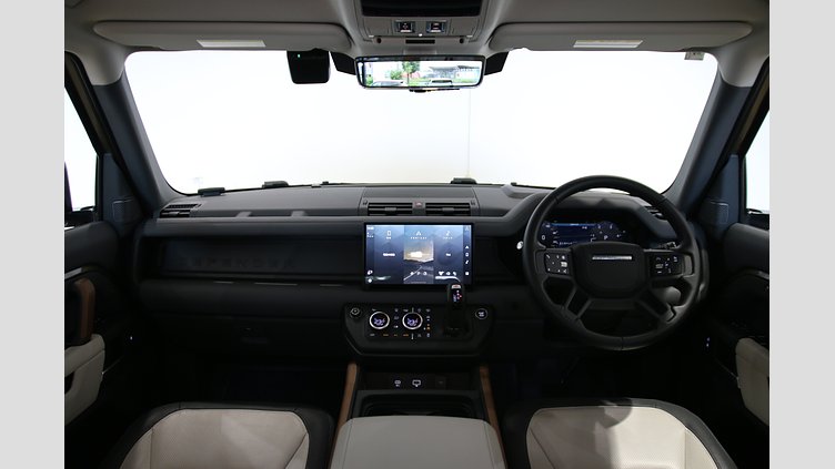 2024 認定中古車 Land Rover Defender 110 ゴンドワナストーン D300 AWD（AT） X-DYNAMIC HSE