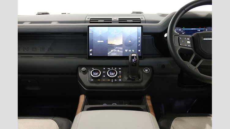 2024 認定中古車 Land Rover Defender 110 ゴンドワナストーン D300 AWD（AT） X-DYNAMIC HSE