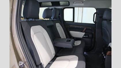 Defender 110 28