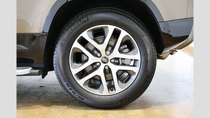 Defender 110 11