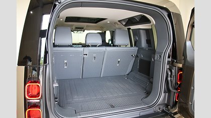 Defender 110 18