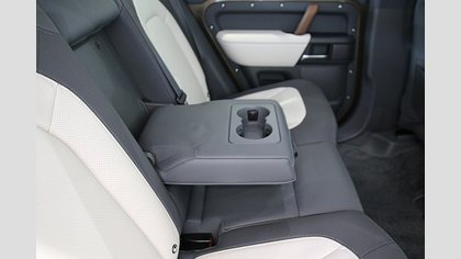 Defender 110 29
