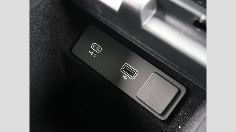 2024 認定中古車 Land Rover Range Rover Evoque フジホワイト プラグインハイブリッド（ガソリン） Standard Wheelbase DYNAMIC HSE