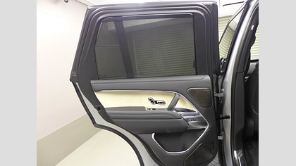 Range Rover 38