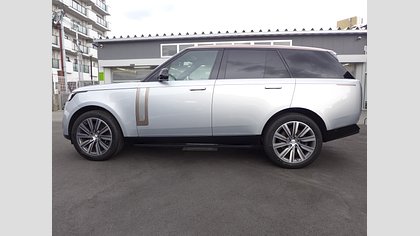 Range Rover 77