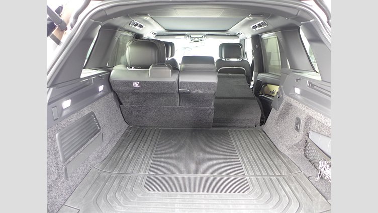 2024 認定中古車 Land Rover Range Rover ハクバシルバー 615 AWD（AT） スタンダードホイールベース SV