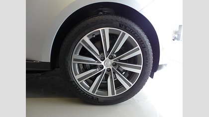 Range Rover 10