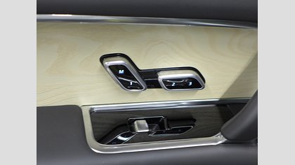 Range Rover 28