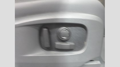 Defender 110 12