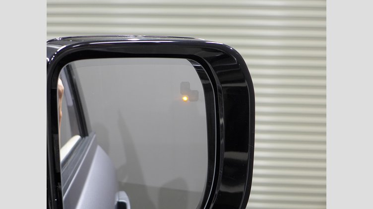 2023 認定中古車 Land Rover Defender 110 アイガーグレイ D300 AWD（AT） X-DYNAMIC SE