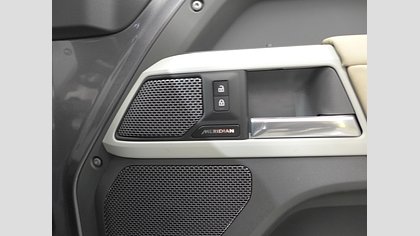 Defender 110 10