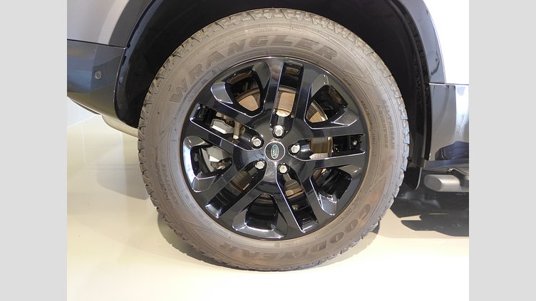 2023 認定中古車 Land Rover Defender 110 アイガーグレイ D300 AWD（AT） X-DYNAMIC SE