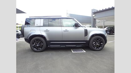 Defender 110 51