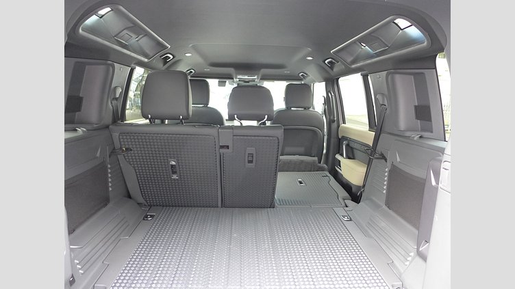2023 認定中古車 Land Rover Defender 110 アイガーグレイ D300 AWD（AT） X-DYNAMIC SE