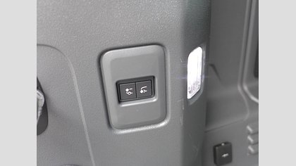 Defender 110 69
