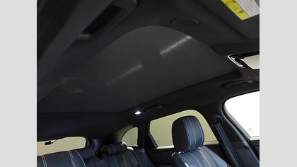 Range Rover Velar 10