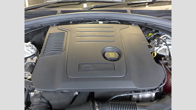2021 認定中古車 Land Rover Range Rover Velar フジホワイト D200 AWD（オートマチック） MHEV R-DYNAMIC S