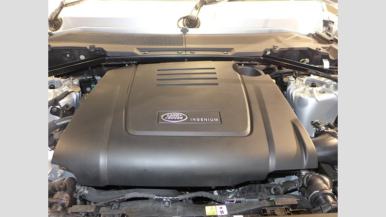 2023 認定中古車 Land Rover Defender 110 ハクバシルバー P300 AWD（AT） S