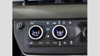 Defender 110 34