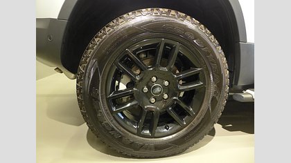 Defender 110 44