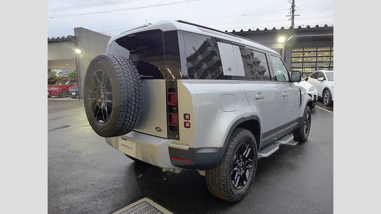 2023 認定中古車 Land Rover Defender 110 ハクバシルバー P300 AWD（AT） S