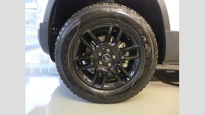 Defender 110 45