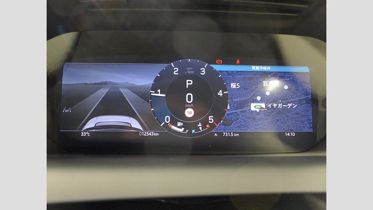 2024 認定中古車 Land Rover Discovery Sport オストゥーニパールホワイト D200マイルドハイブリッド（ディーゼル） 標準ホイール DYNAMIC SE