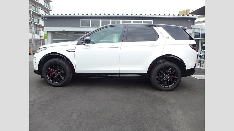 2024 認定中古車 Land Rover Discovery Sport オストゥーニパールホワイト D200マイルドハイブリッド（ディーゼル） 標準ホイール DYNAMIC SE