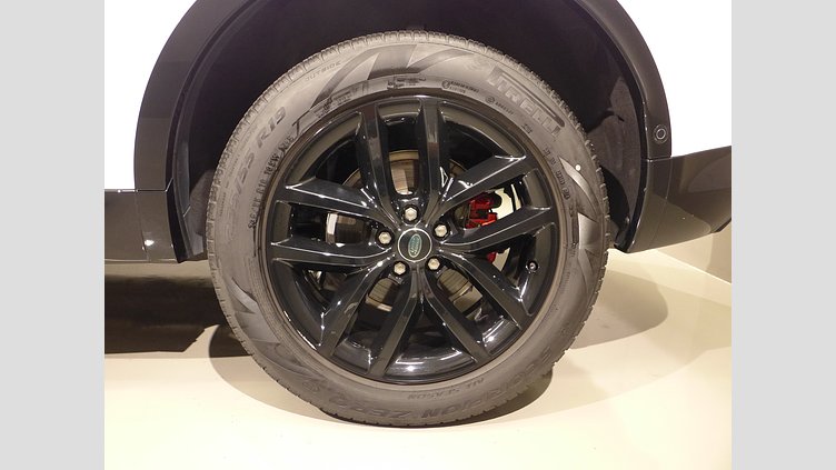 2024 認定中古車 Land Rover Discovery Sport オストゥーニパールホワイト D200マイルドハイブリッド（ディーゼル） 標準ホイール DYNAMIC SE